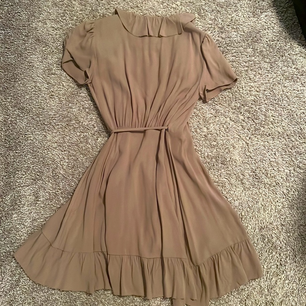 Aritzia Sunday Best Wrap Dress - Picture 6 of 10